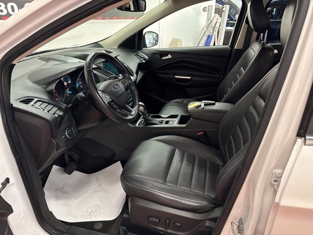 Used 2019 Ford Escape Titanium image 21