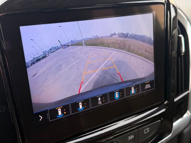 Used 2020 Chevrolet Traverse LT w/ LT Premium Package image 21