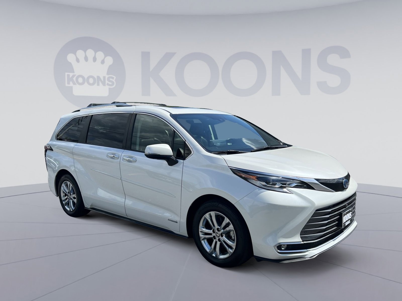 Used 2021 Toyota Sienna Platinum AWD/4WD image 10