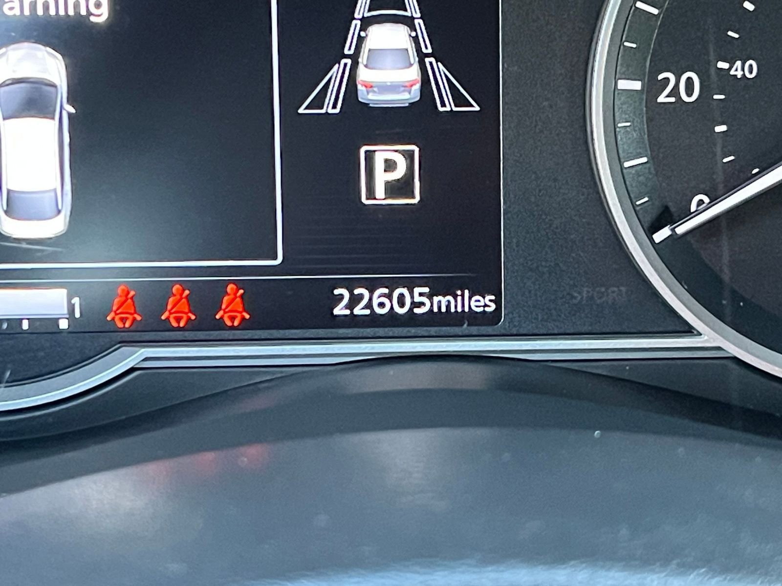 Used 2025 Nissan Versa SV image 38