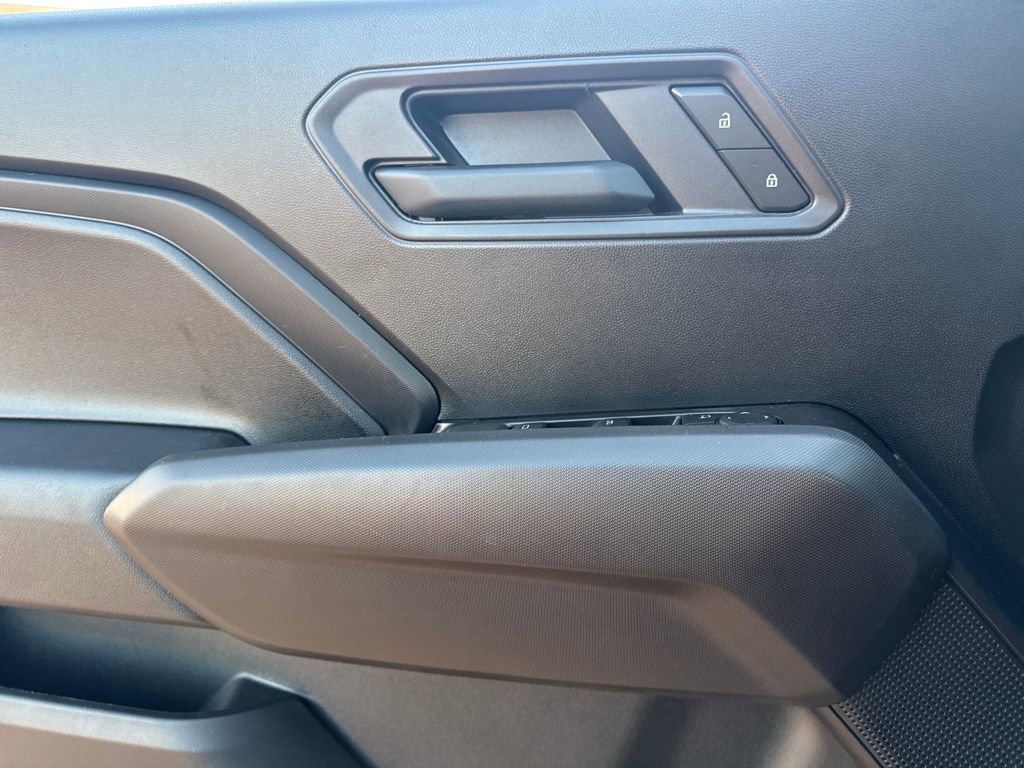 Used 2025 Chevrolet Colorado Trail Boss image 18