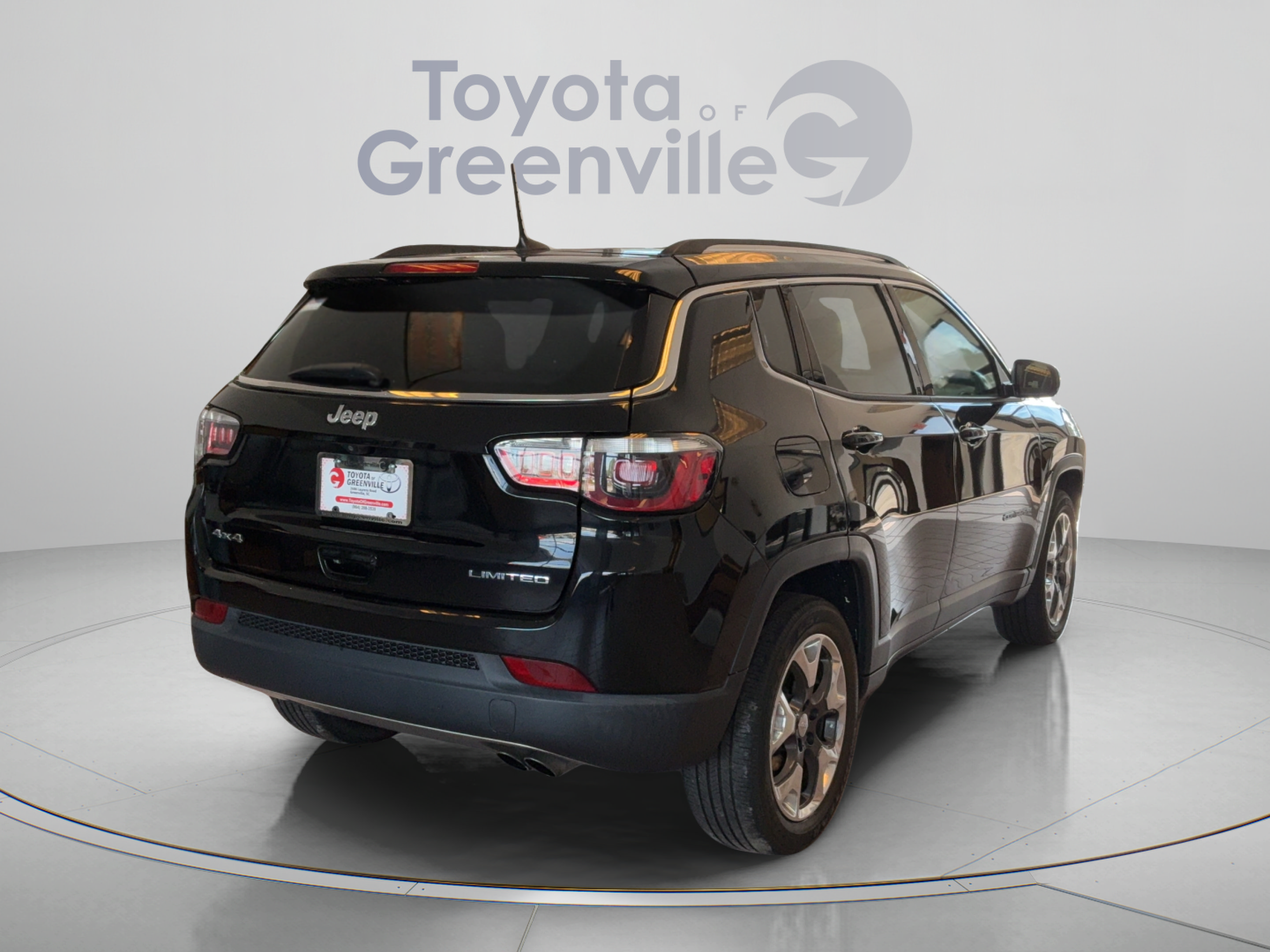 Used 2018 Jeep Compass Limited AWD/4WD image 6