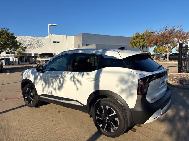 Used 2026 Nissan Kicks SV w/ SV Premium Package AWD/4WD image 8
