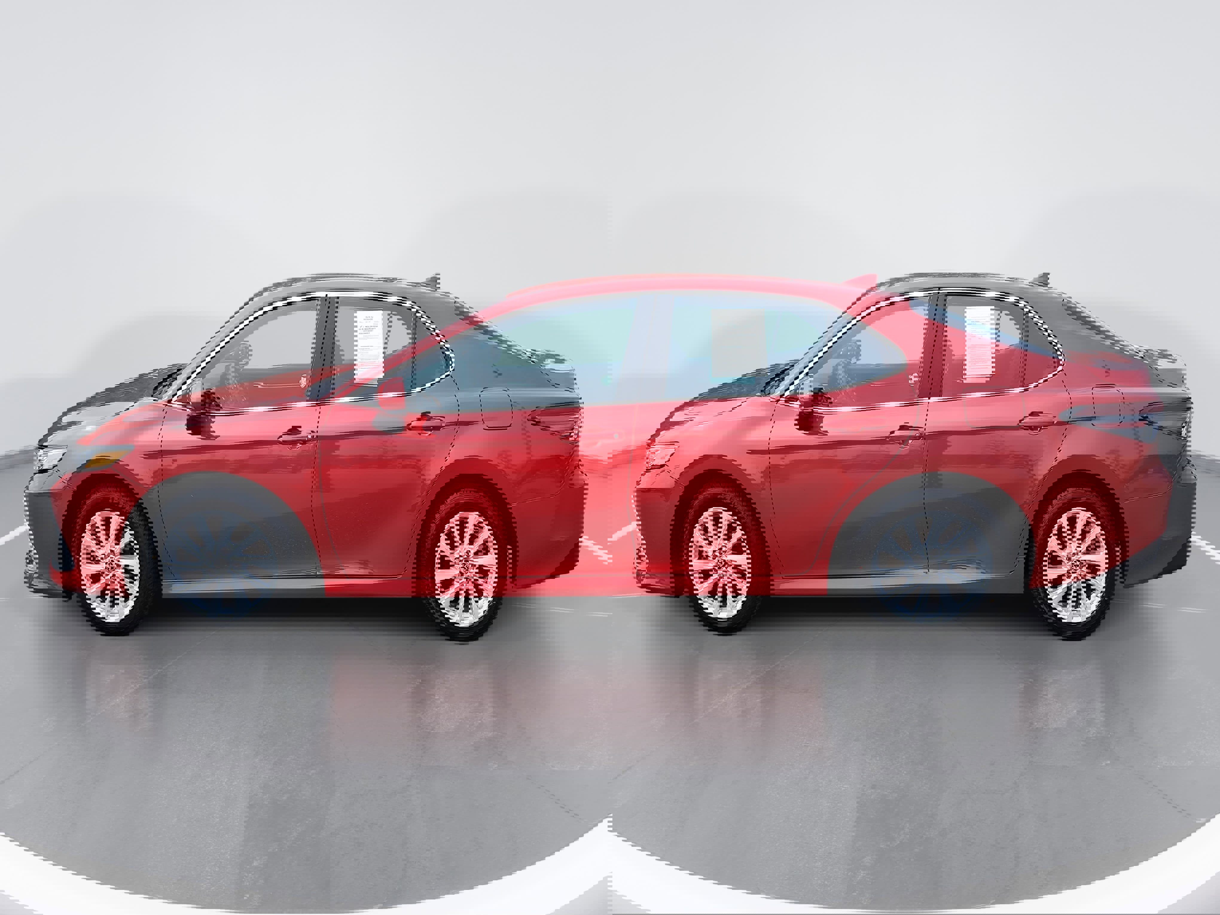 Used 2024 Toyota Camry LE image 6