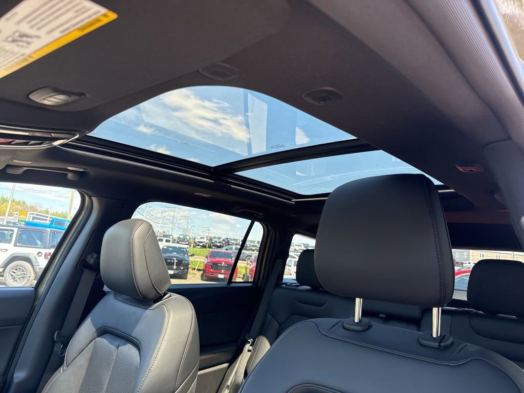 New 2026 Jeep Cherokee Overland AWD/4WD image 18