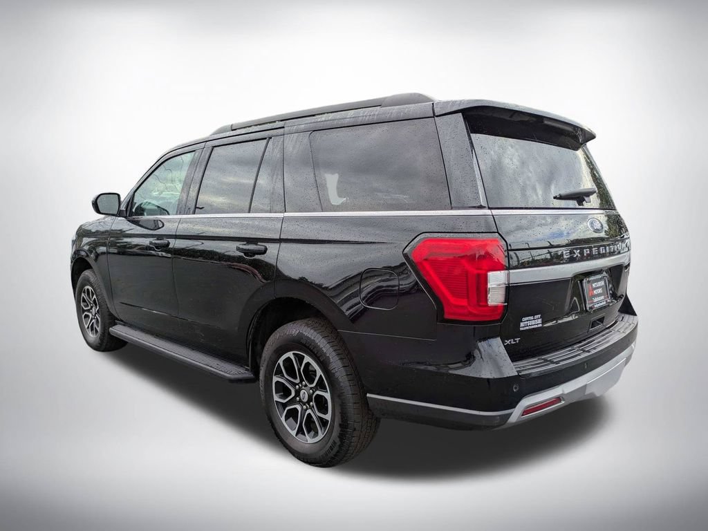 Used 2024 Ford Expedition XLT RWD image 6