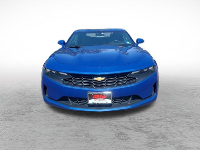 Used 2020 Chevrolet Camaro LT RWD image 2