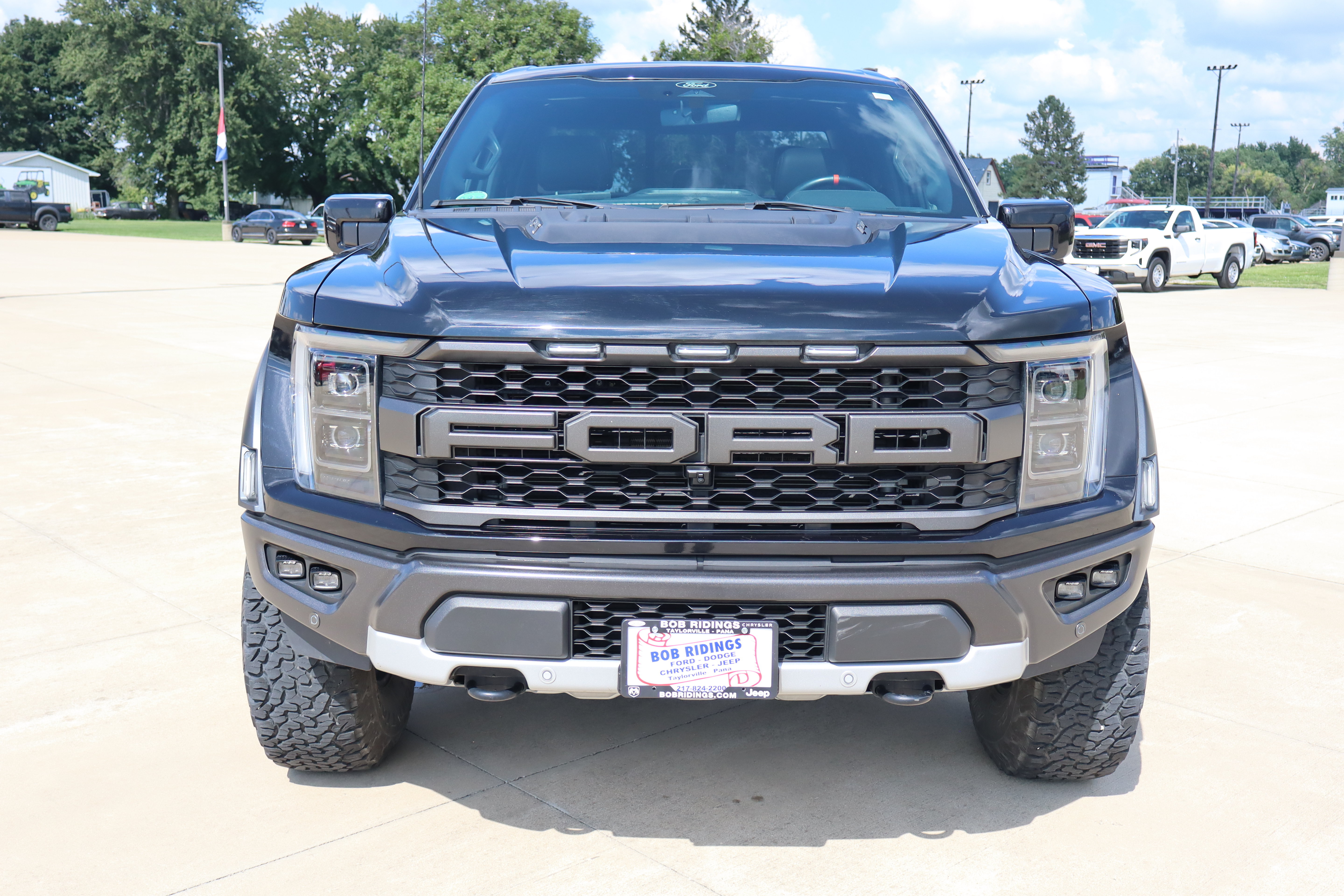 Used 2022 Ford F150 Raptor w/ Raptor 37 Performance Package AWD/4WD image 2