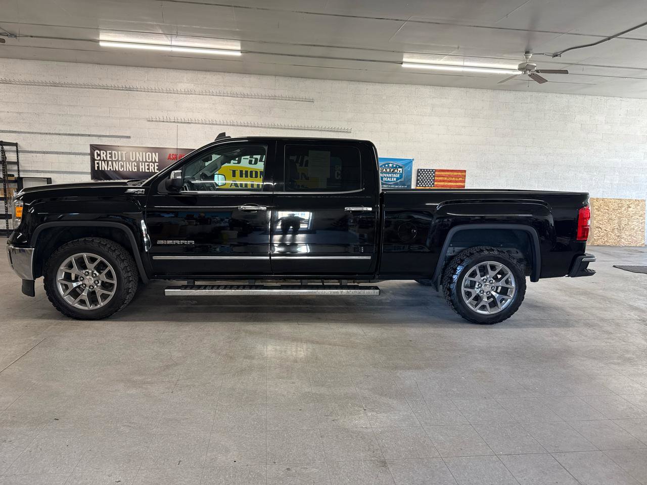 Used 2015 GMC Sierra 1500 SLT w/ SLT Crew Cab Value Package image 94