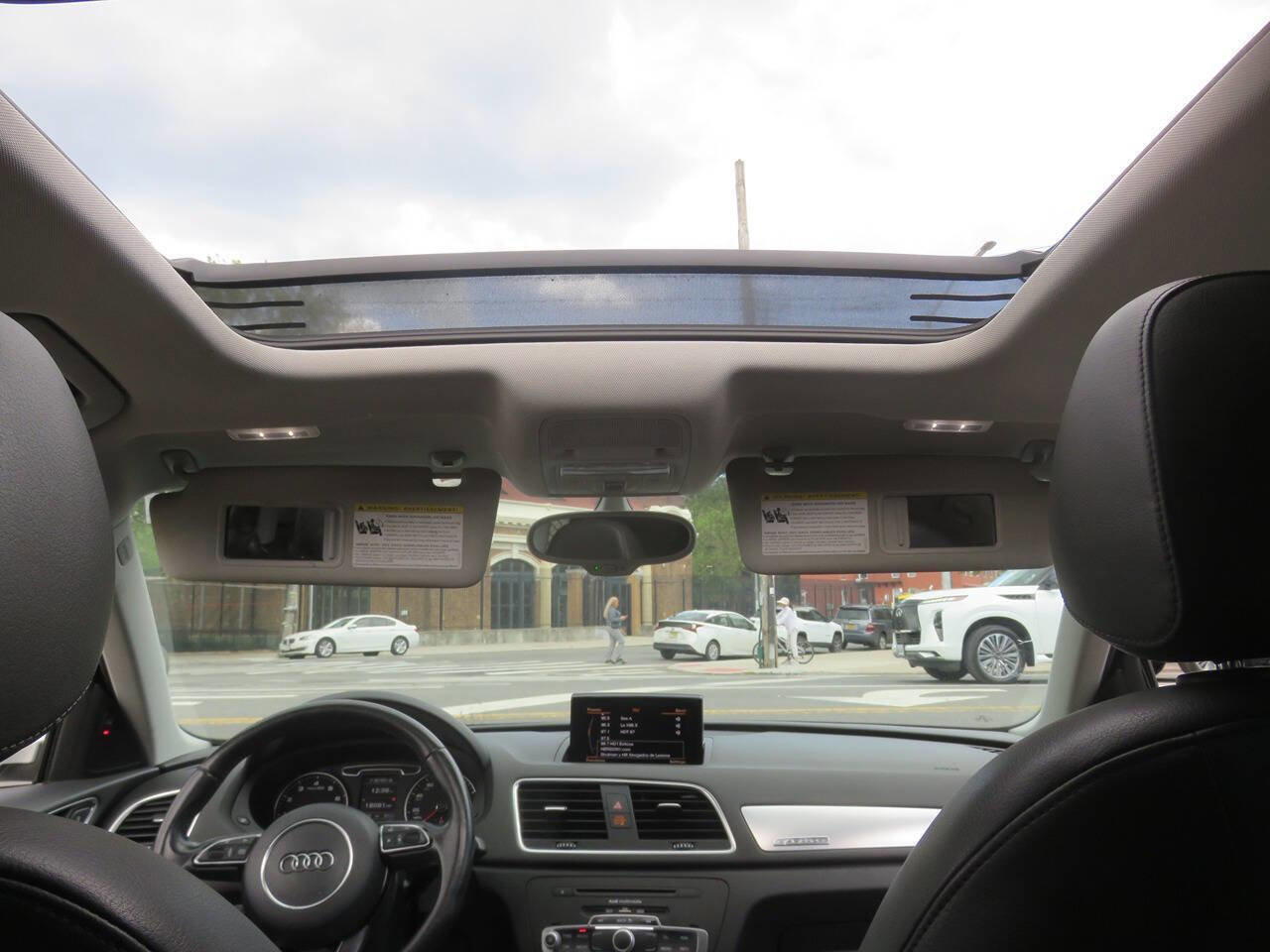 Used 2015 Audi Q3 2.0T Prestige w/ Prestige Package AWD/4WD image 13