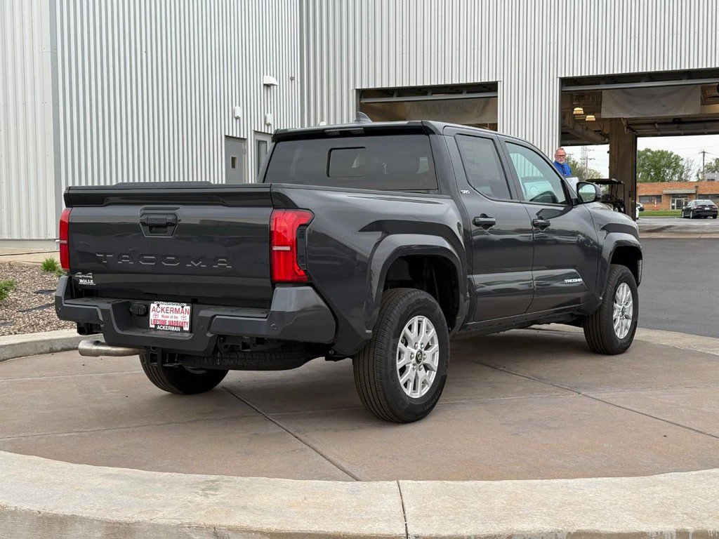 New 2026 Toyota Tacoma SR5 AWD/4WD image 5