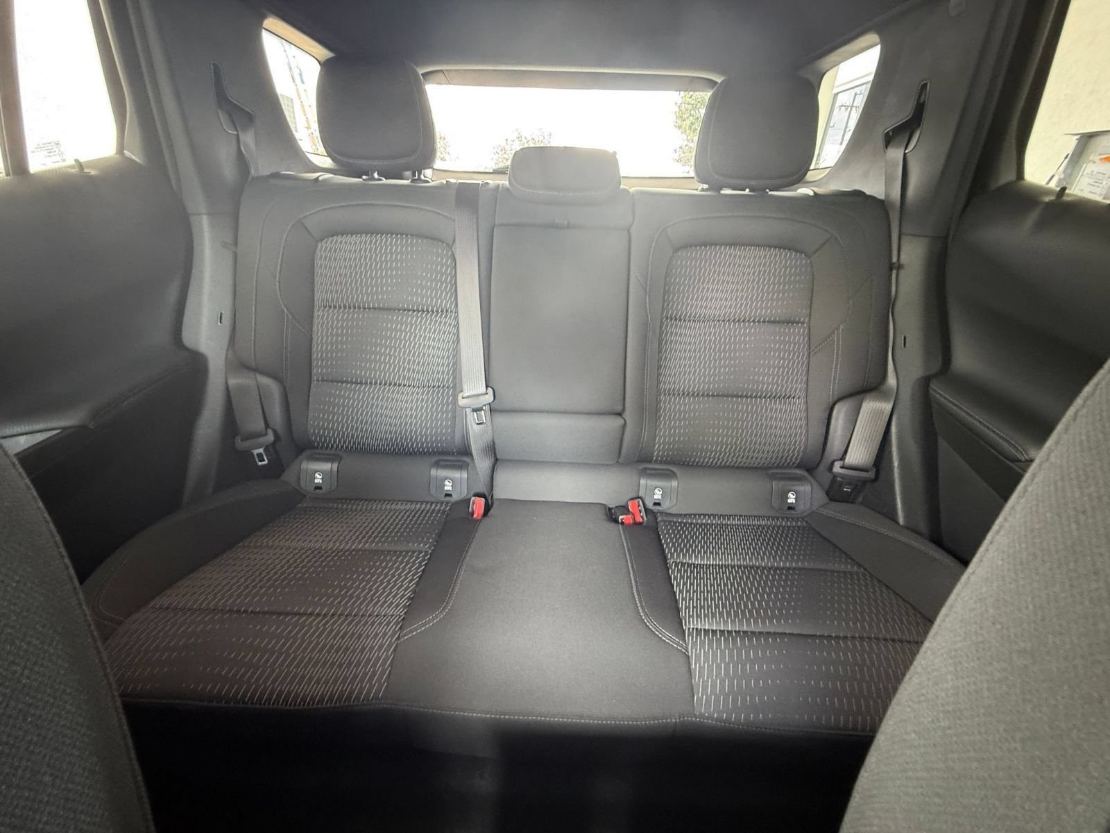 Used 2025 Chevrolet Equinox LT FWD image 38