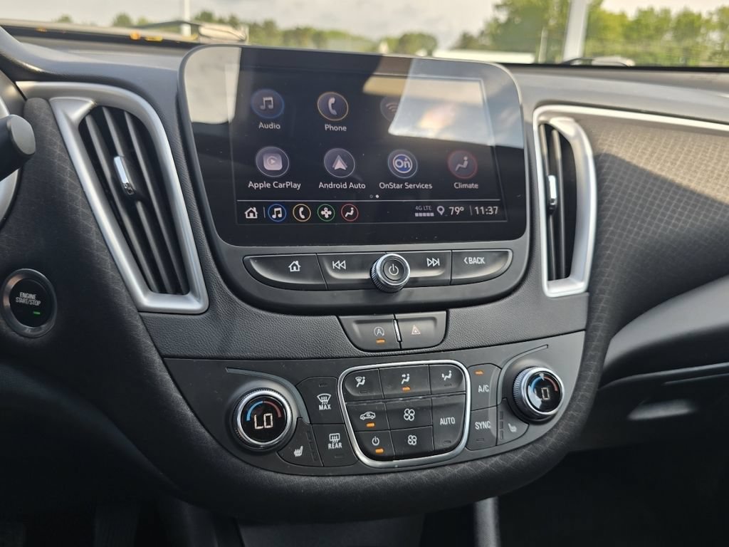 Used 2022 Chevrolet Malibu LT FWD image 25
