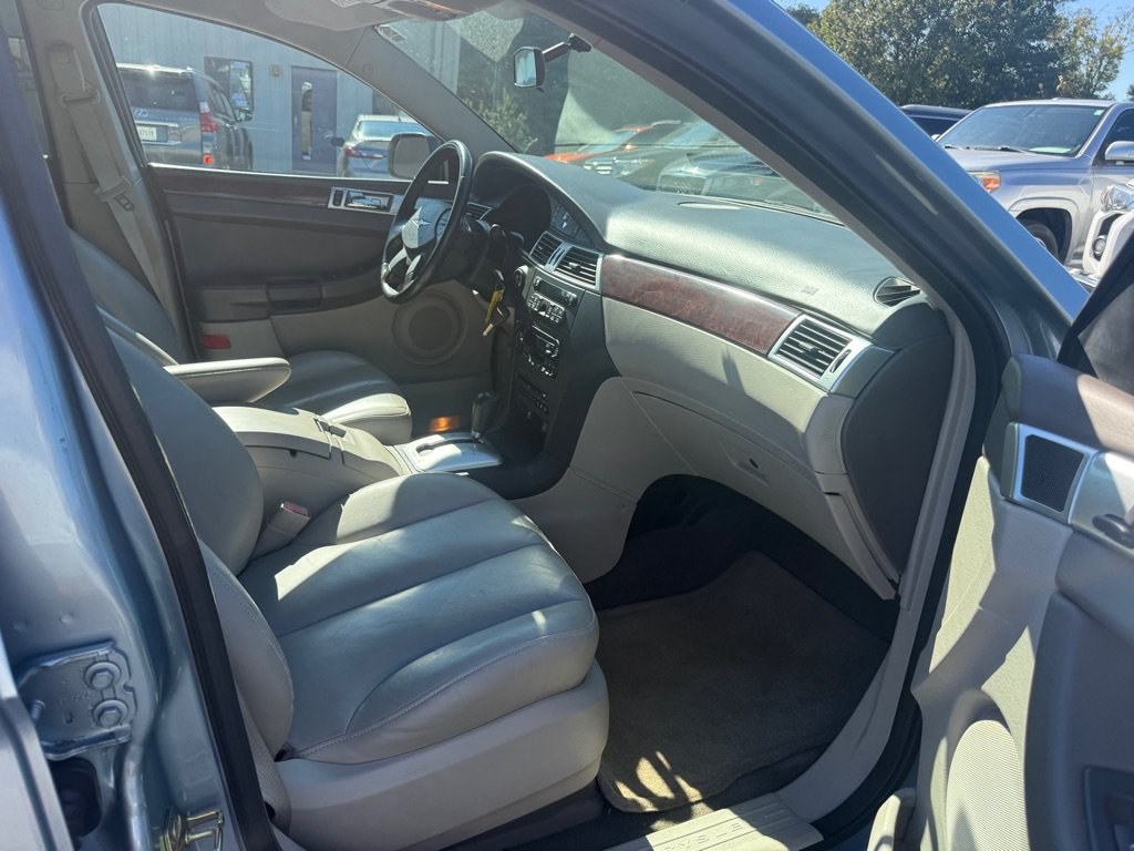 Used 2005 Chrysler Pacifica Touring FWD image 14