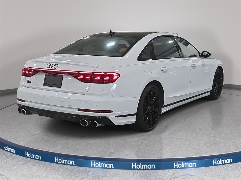 Used 2024 Audi S8 image 6