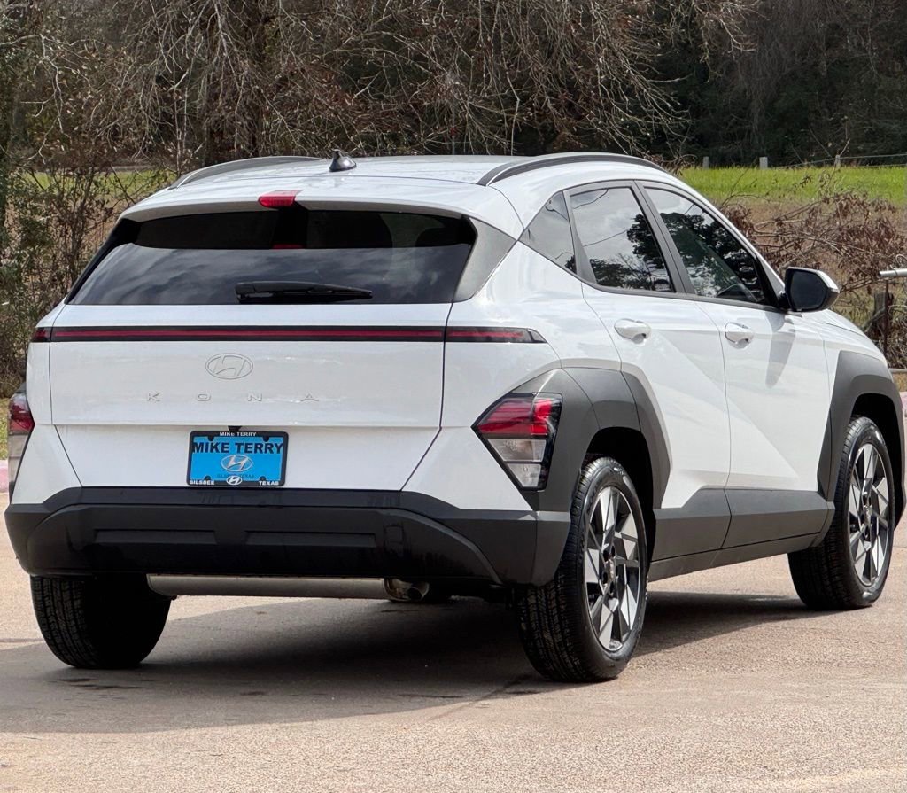 New 2024 Hyundai Kona SEL w/ Convenience Package image 9