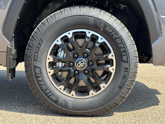 New 2026 Toyota Tundra SR5 AWD/4WD image 8
