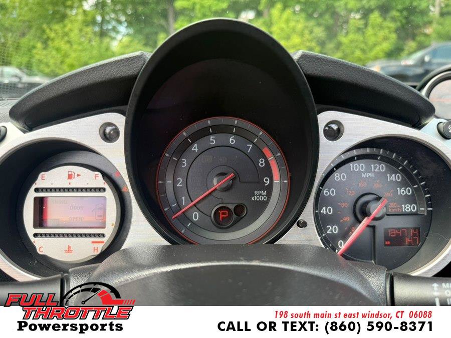 Used 2010 Nissan 370Z Touring RWD image 17