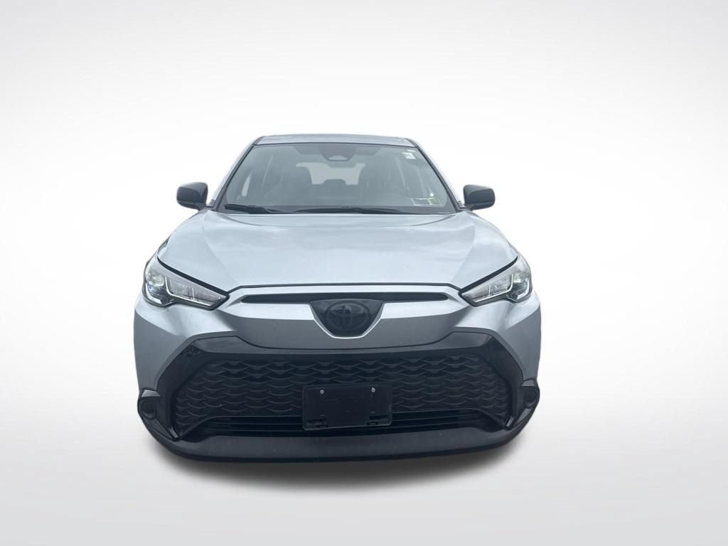 Used 2023 Toyota Corolla Cross AWD Hybrid image 8