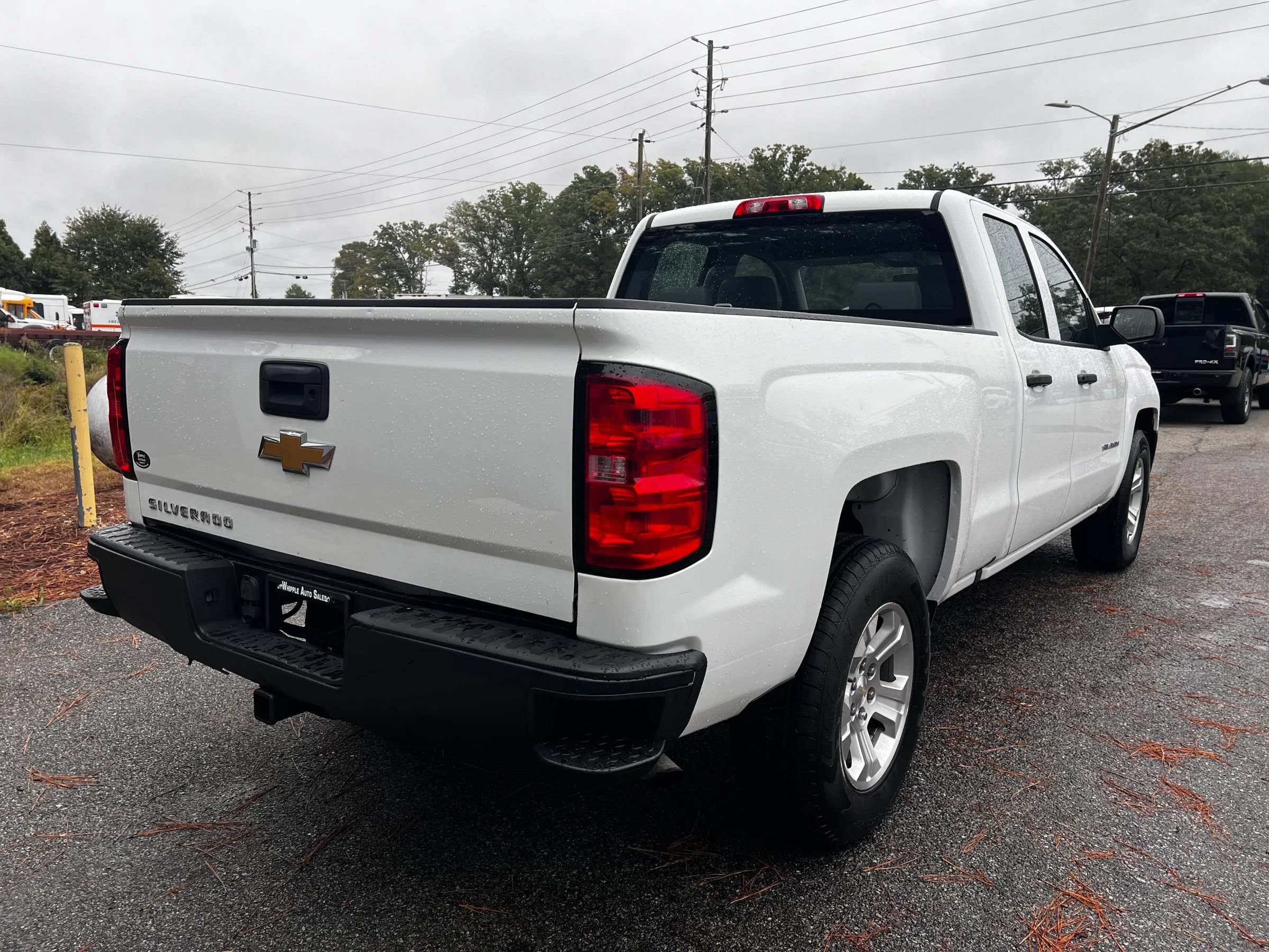 Used 2017 Chevrolet Silverado 1500 W/T RWD image 5