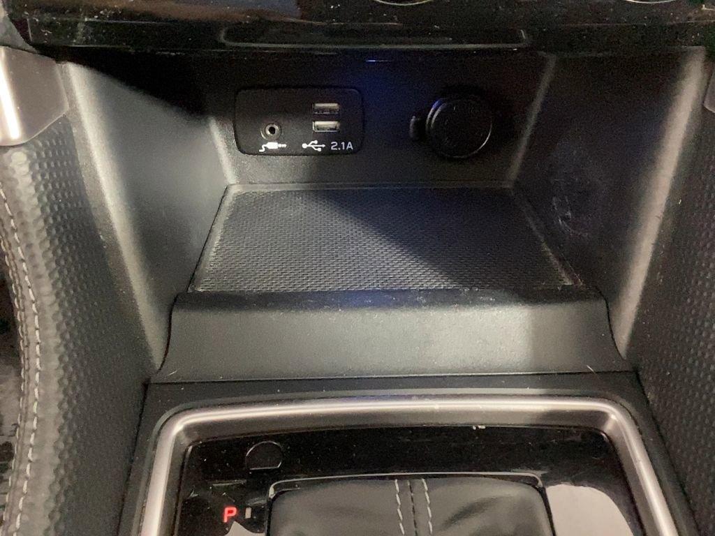 Used 2022 Subaru Forester Limited image 30