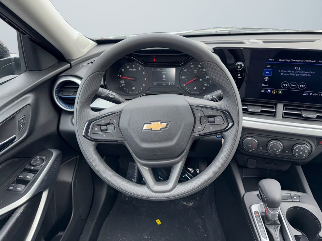 New 2026 Chevrolet Trax LS w/ LS Convenience Package FWD image 12
