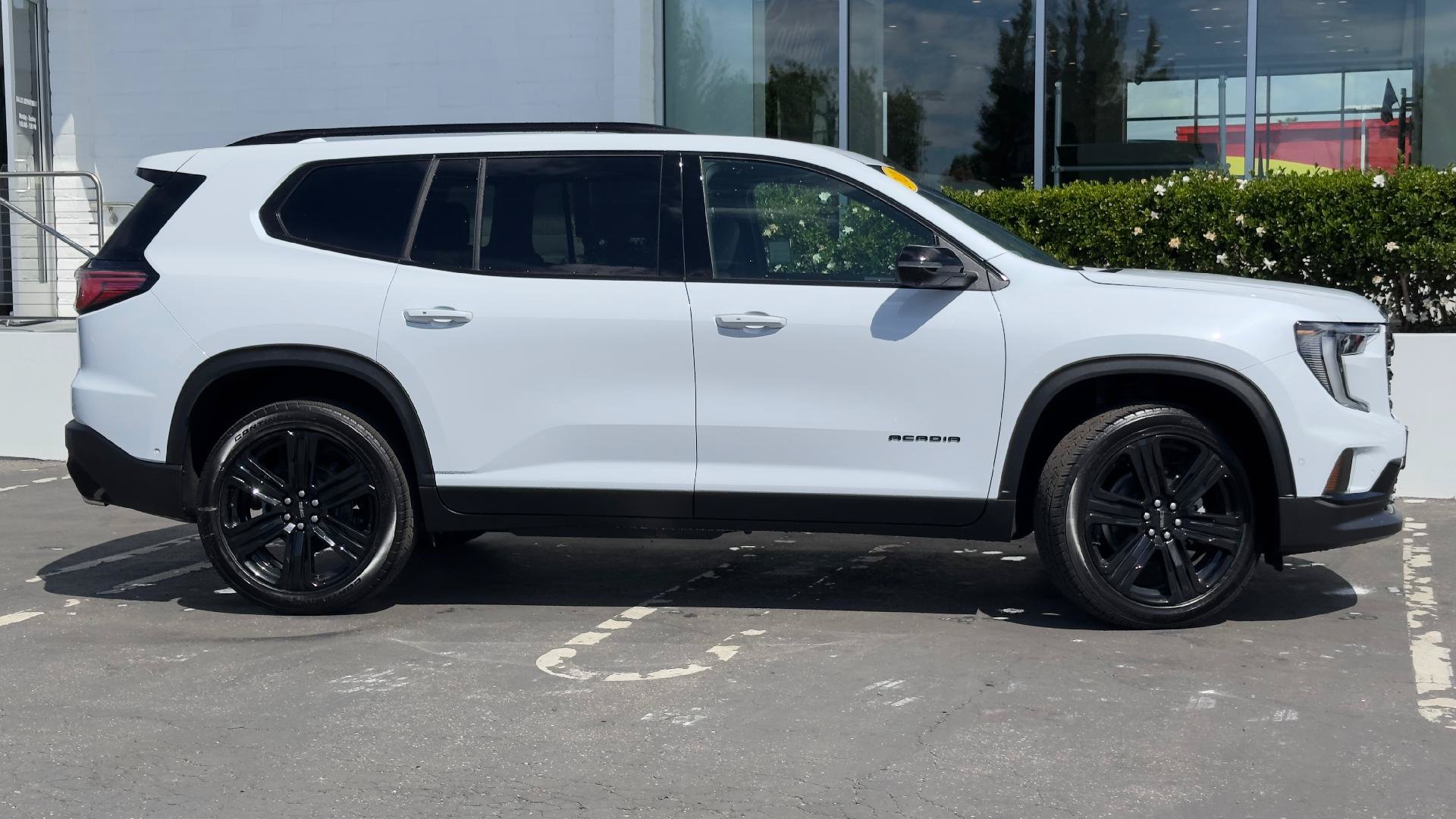 New 2026 GMC Acadia Elevation w/ Super Cruise Package AWD/4WD image 4