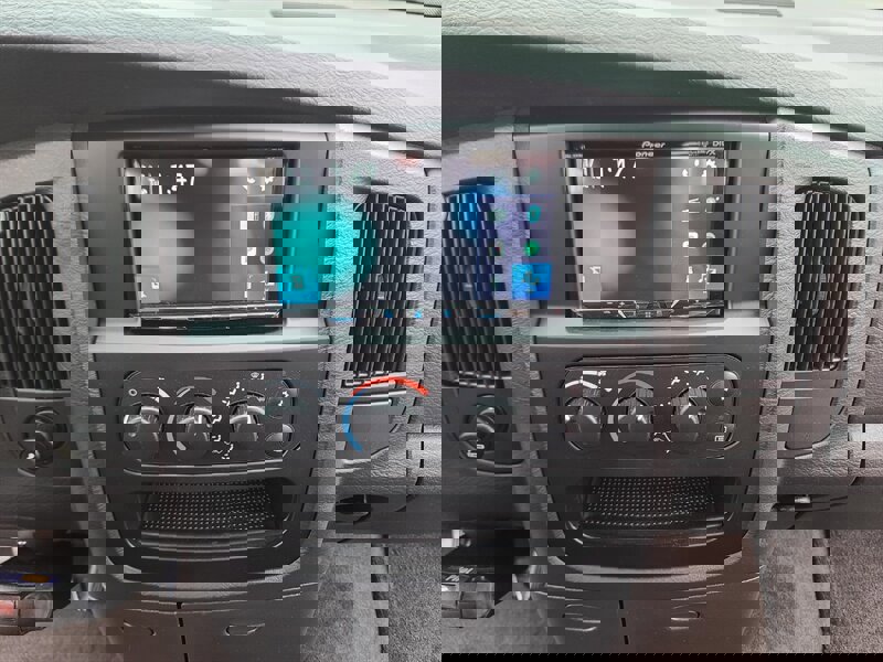 Used 2003 Dodge Ram 3500 Truck 4x4 Quad Cab image 17