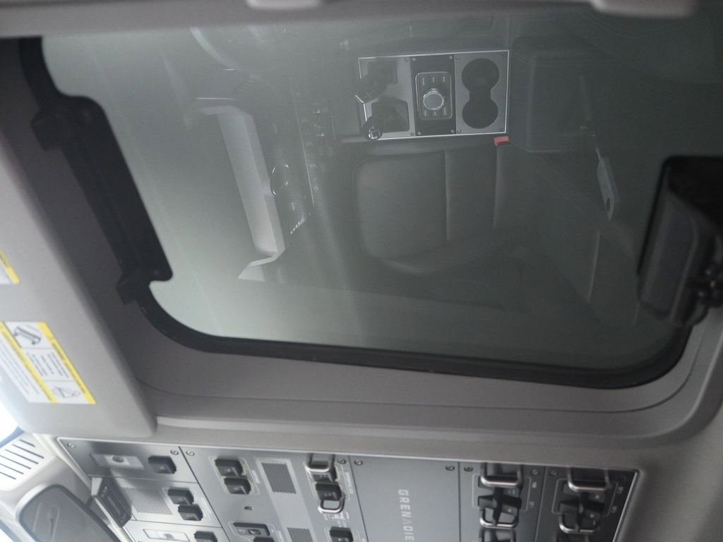 Used 2024 INEOS Grenadier Fieldmaster Edition image 11