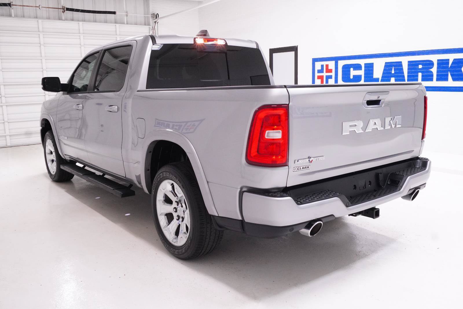 Used 2025 RAM 1500 Lone Star RWD image 30