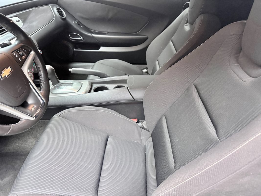 Used 2015 Chevrolet Camaro SS w/ RS Package RWD image 10