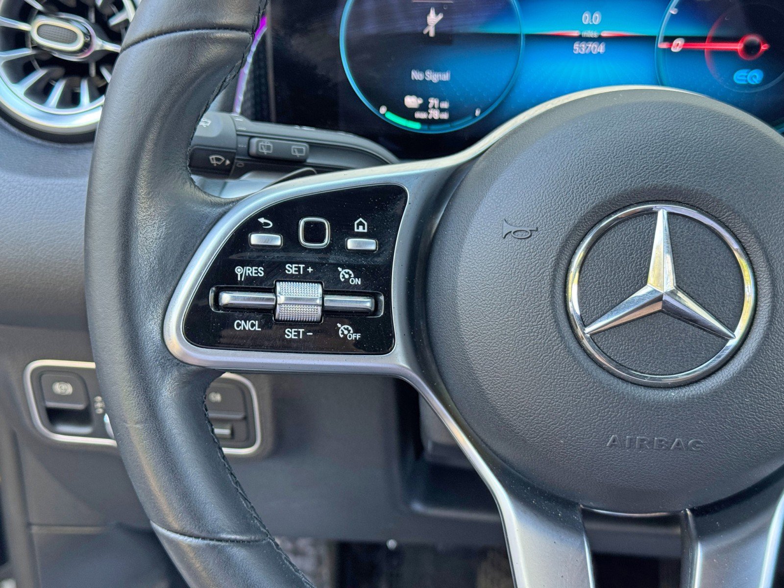 Used 2022 Mercedes-Benz EQB 350 4MATIC w/ Pinnacle Package image 21