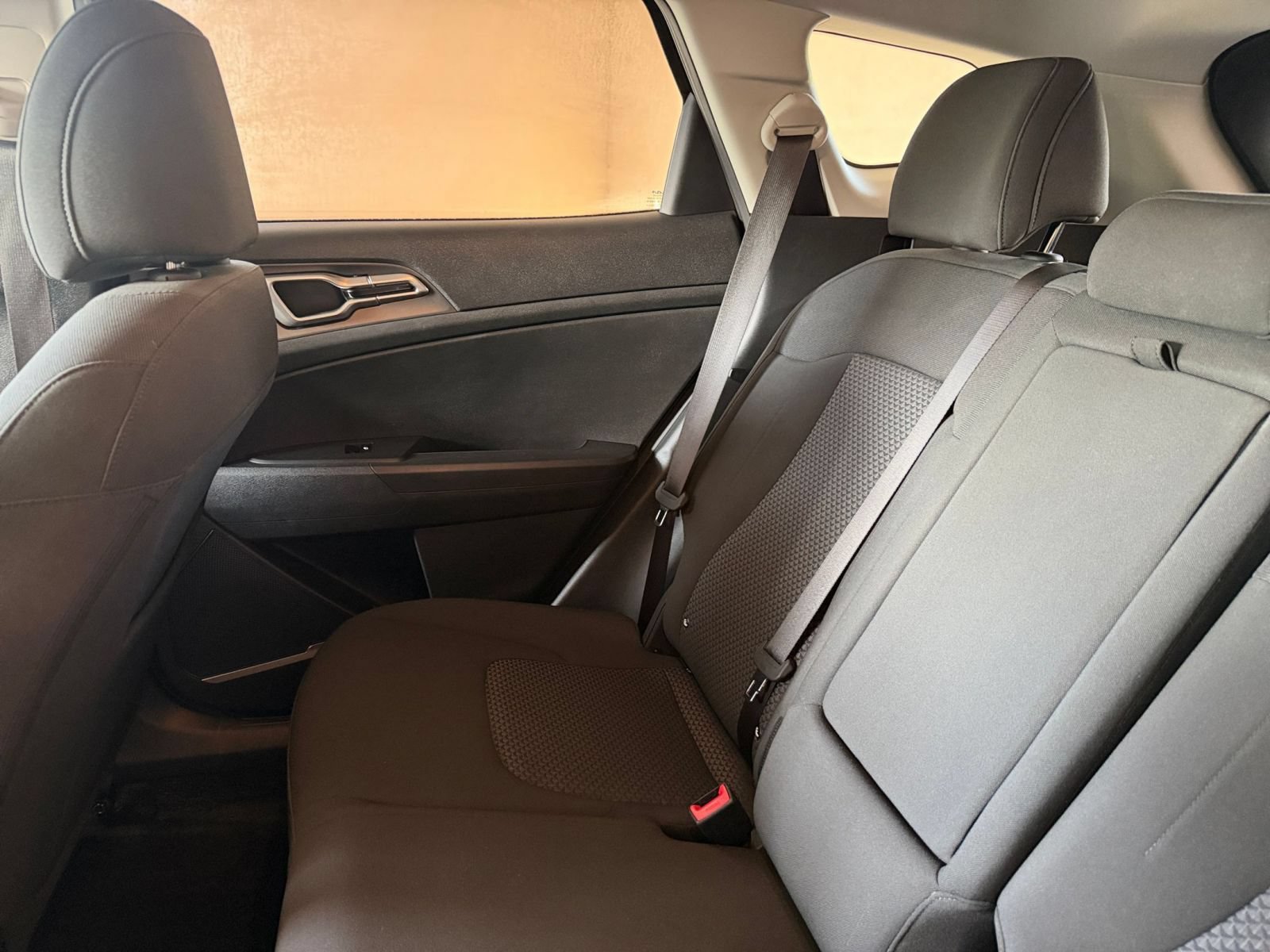 Used 2026 Kia Sportage LX FWD image 34