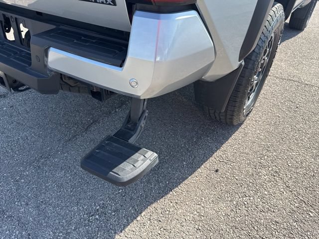 Used 2024 Toyota Tacoma TRD Off-Road w/ TRD Off Road Upgrade Package AWD/4WD image 11