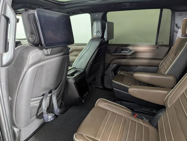 Used 2025 GMC Yukon XL Denali Ultimate image 18