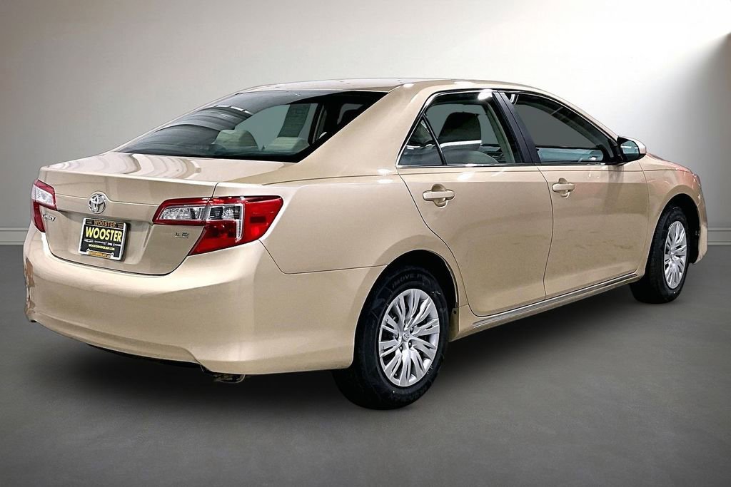Used 2012 Toyota Camry LE image 5
