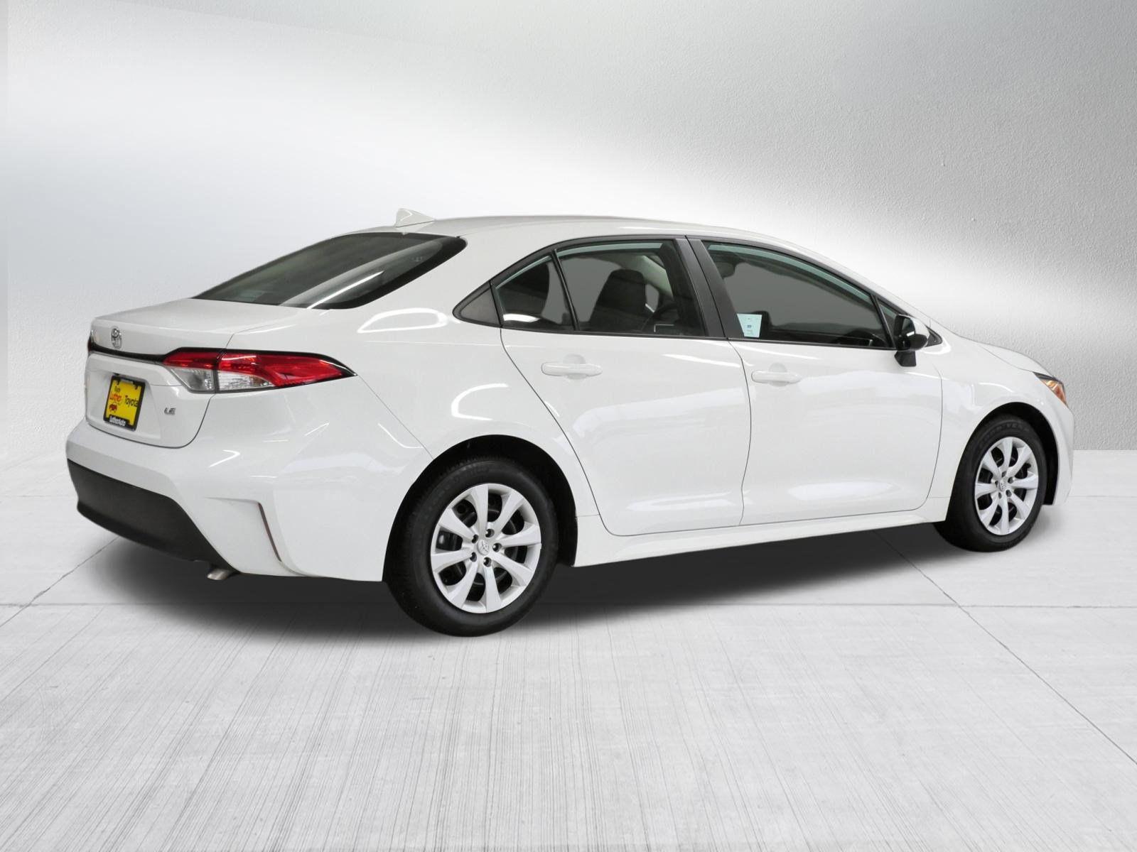 Certified 2025 Toyota Corolla LE FWD image 8
