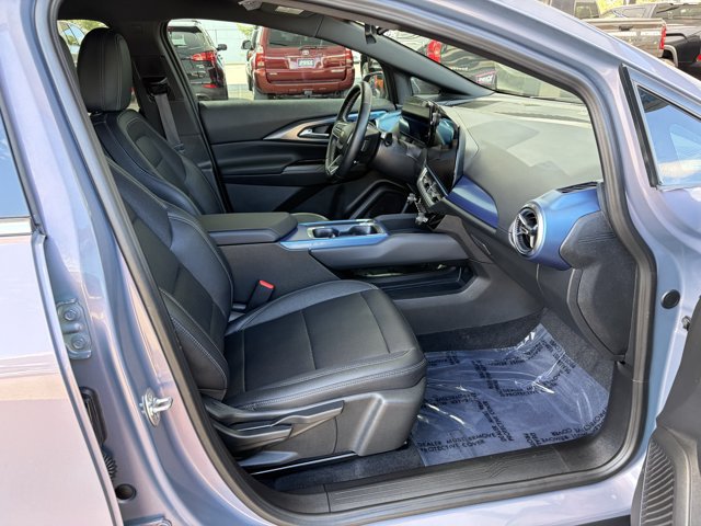 Used 2024 Chevrolet Equinox EV LT AWD/4WD image 15