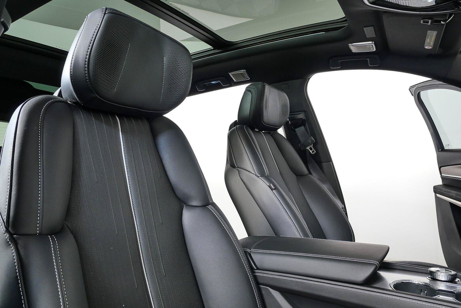 New 2027 Cadillac Vistiq Luxury AWD/4WD image 19