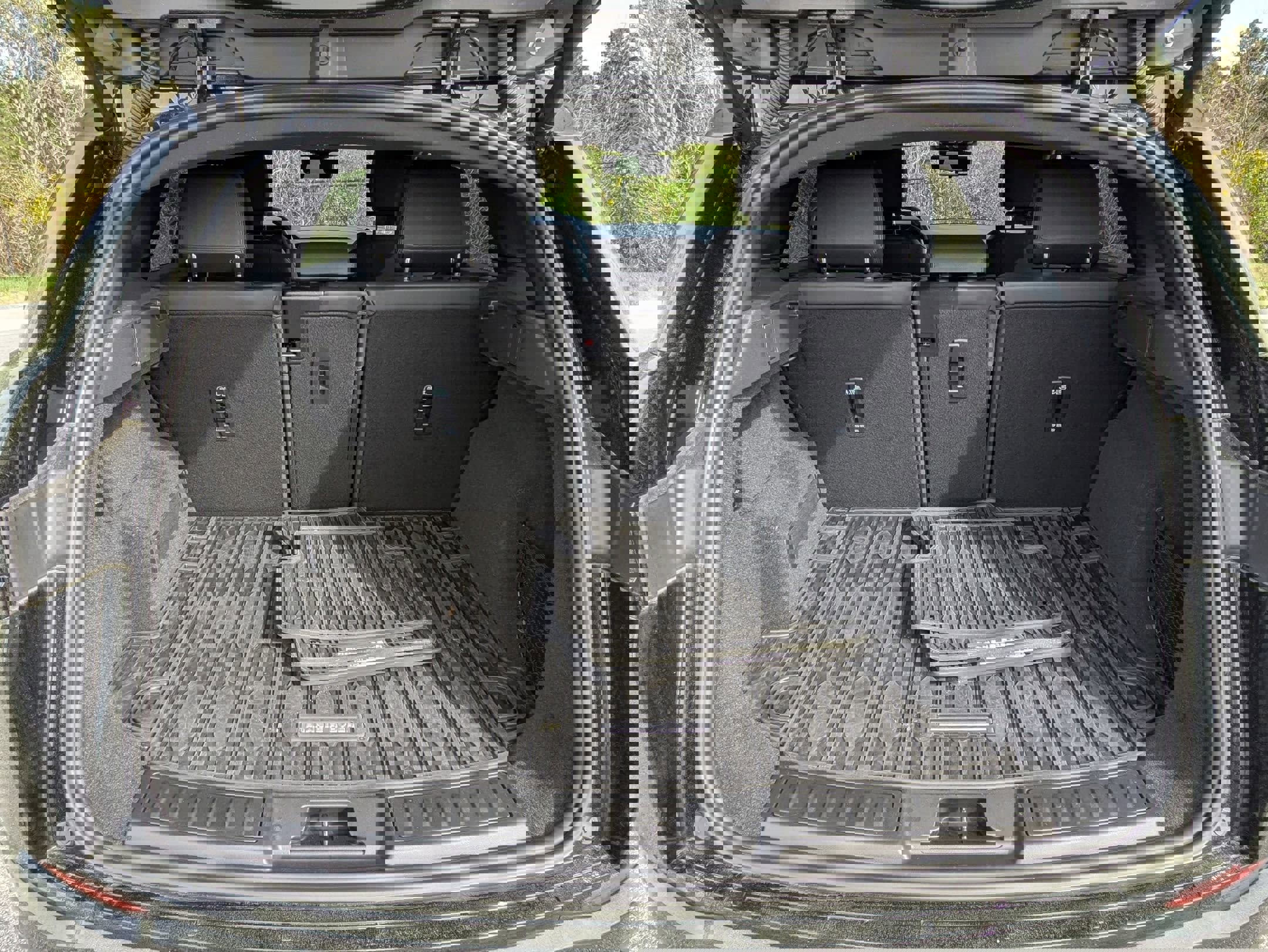 Certified 2025 Land Rover Range Rover Evoque S image 27