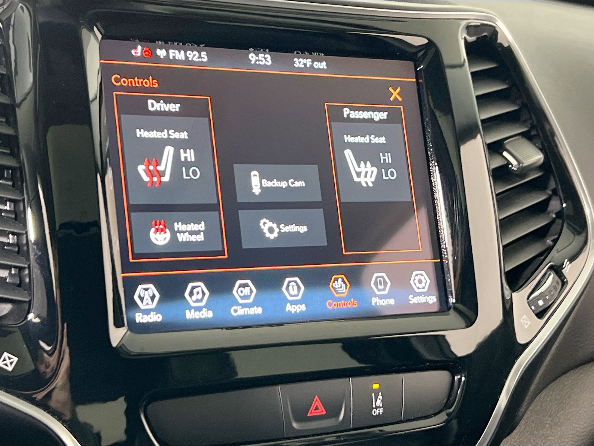 Used 2022 Jeep Cherokee Limited image 19