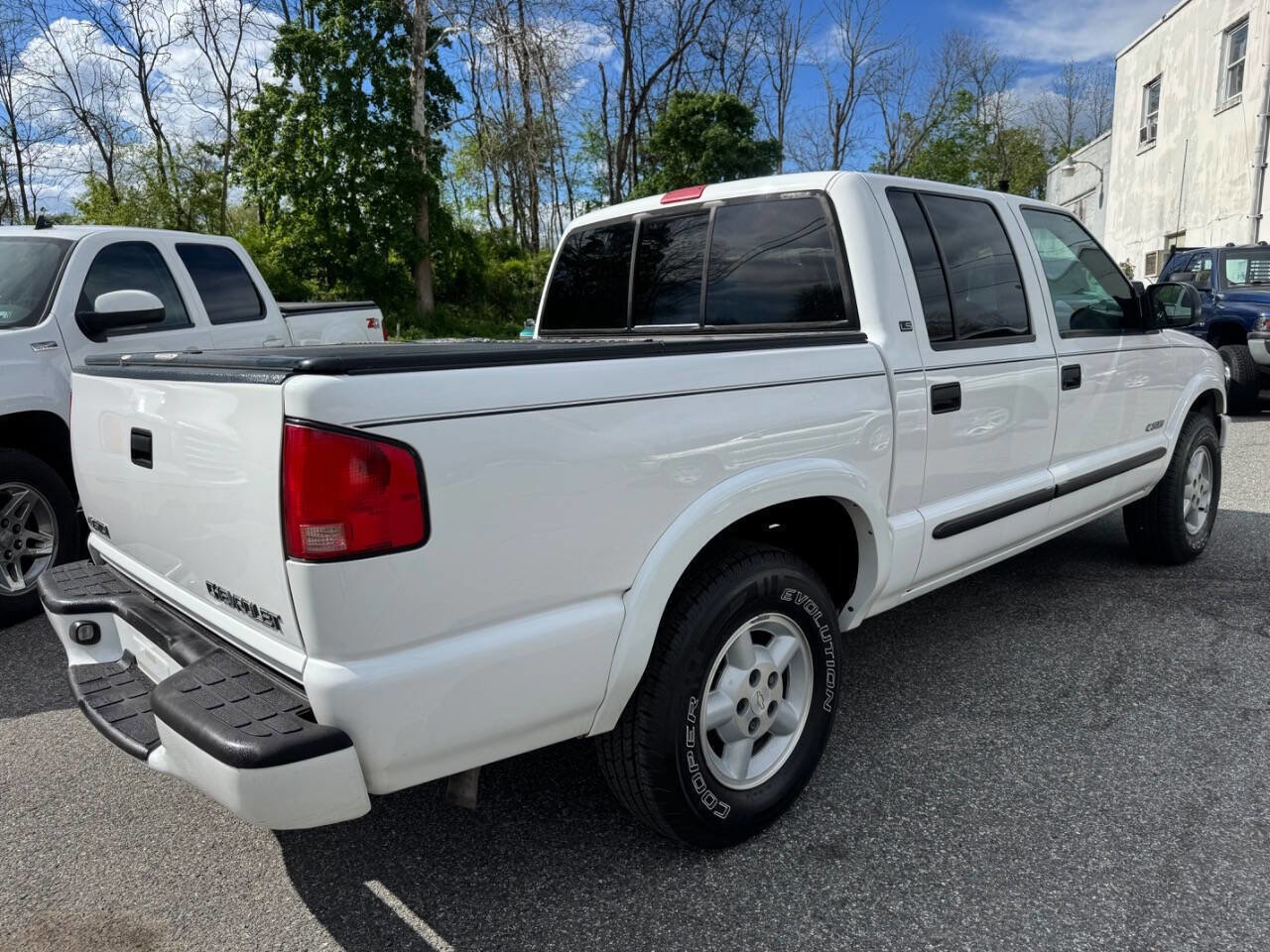 Used 2004 Chevrolet S10 Pickup LS AWD/4WD image 6