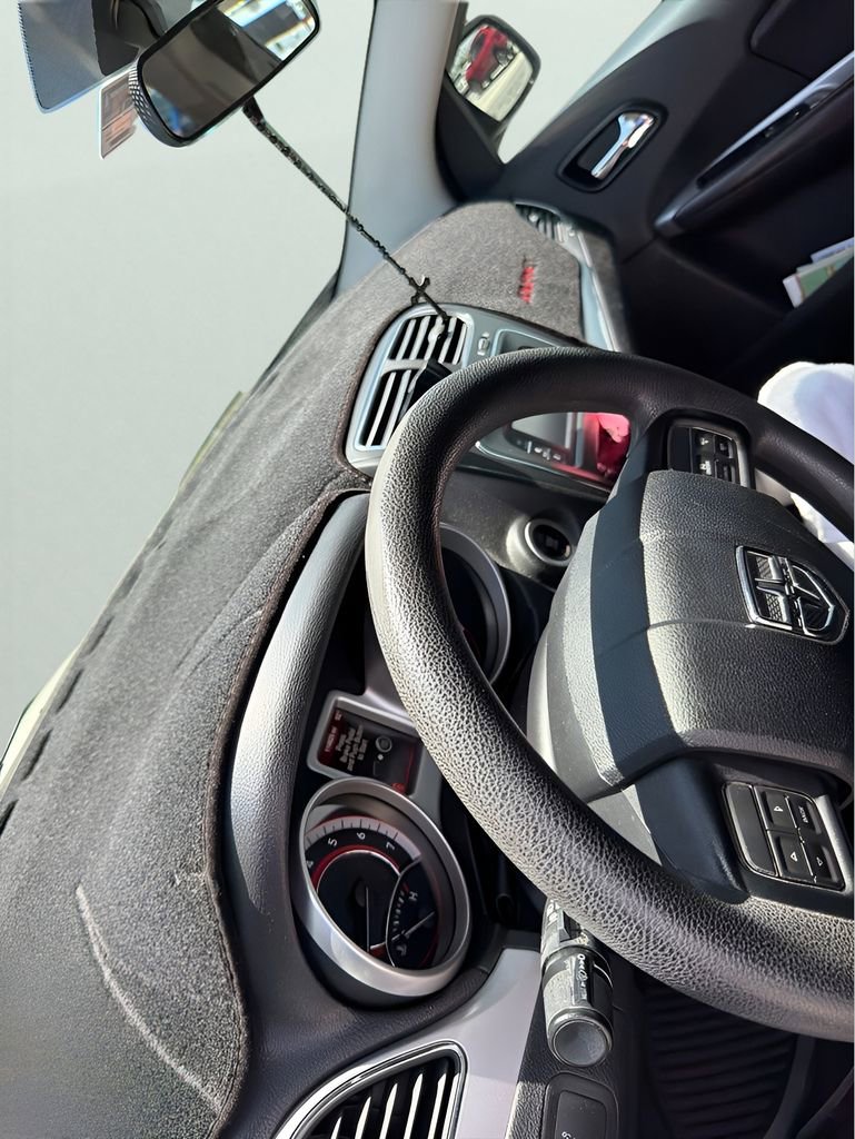 Used 2014 Dodge Journey American Value Package w/ Flexible Seating Group FWD image 6