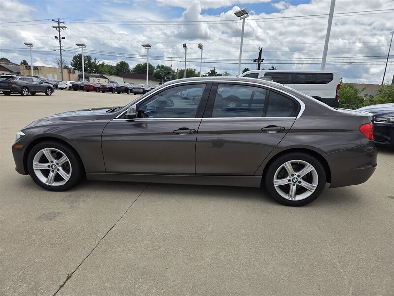 Used 2015 BMW 328i xDrive Sedan AWD/4WD image 6