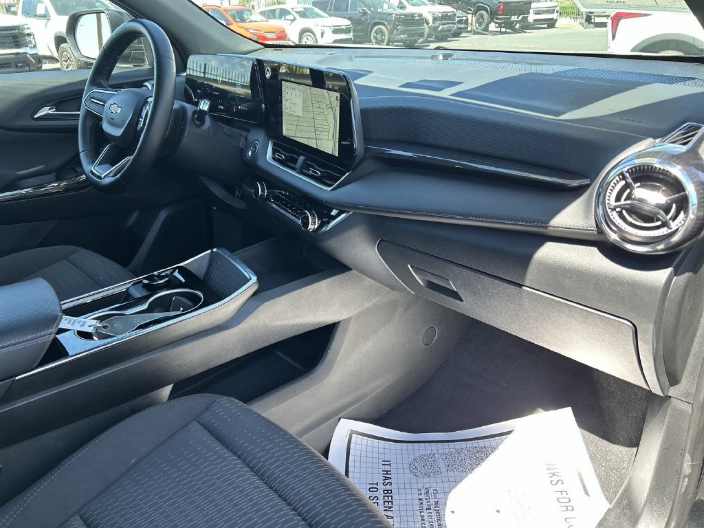 Certified 2026 Chevrolet Equinox LT FWD image 27