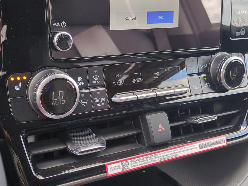 New 2026 Toyota Highlander XLE image 23