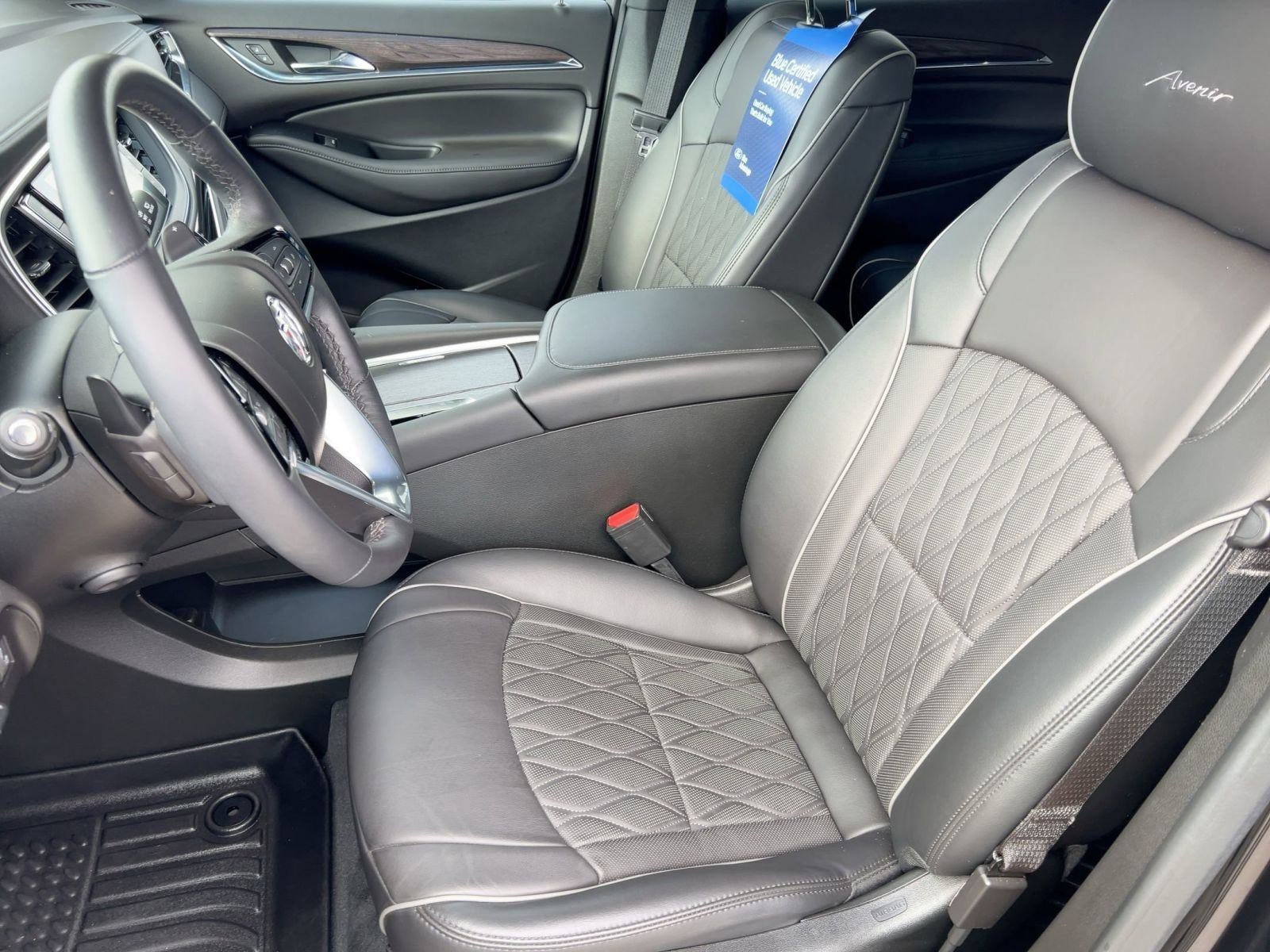 Used 2024 Buick Enclave Avenir w/ Avenir Technology Package image 23