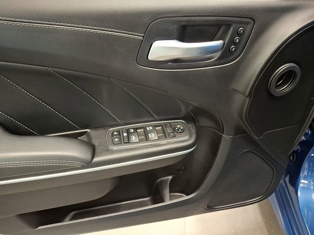 Used 2022 Dodge Charger Scat Pack RWD image 11