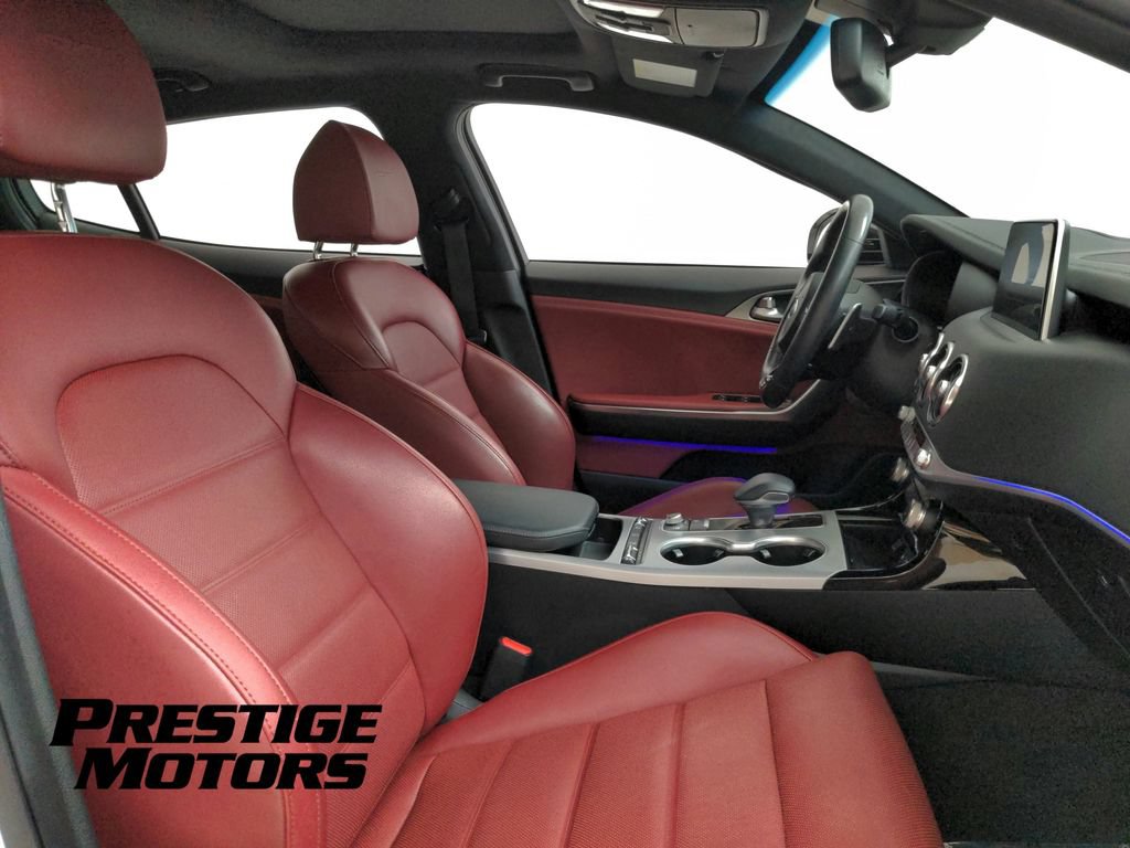 Used 2021 Kia Stinger GT2 image 28
