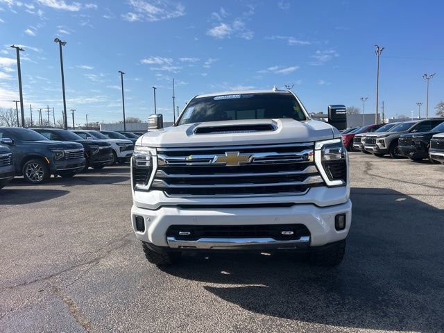 Certified 2025 Chevrolet Silverado 2500 High Country w/ Technology Package image 8
